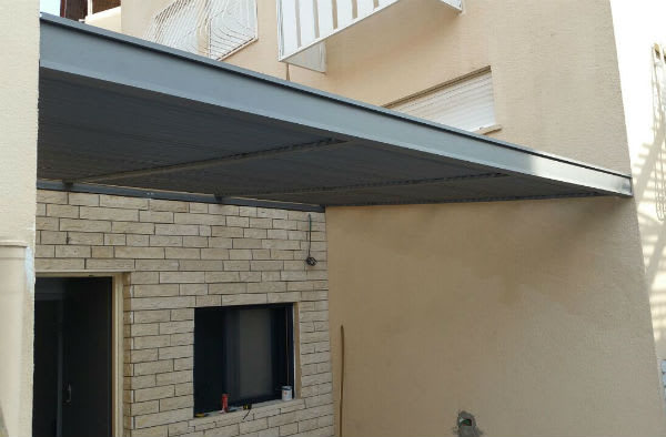 aluminum pergola