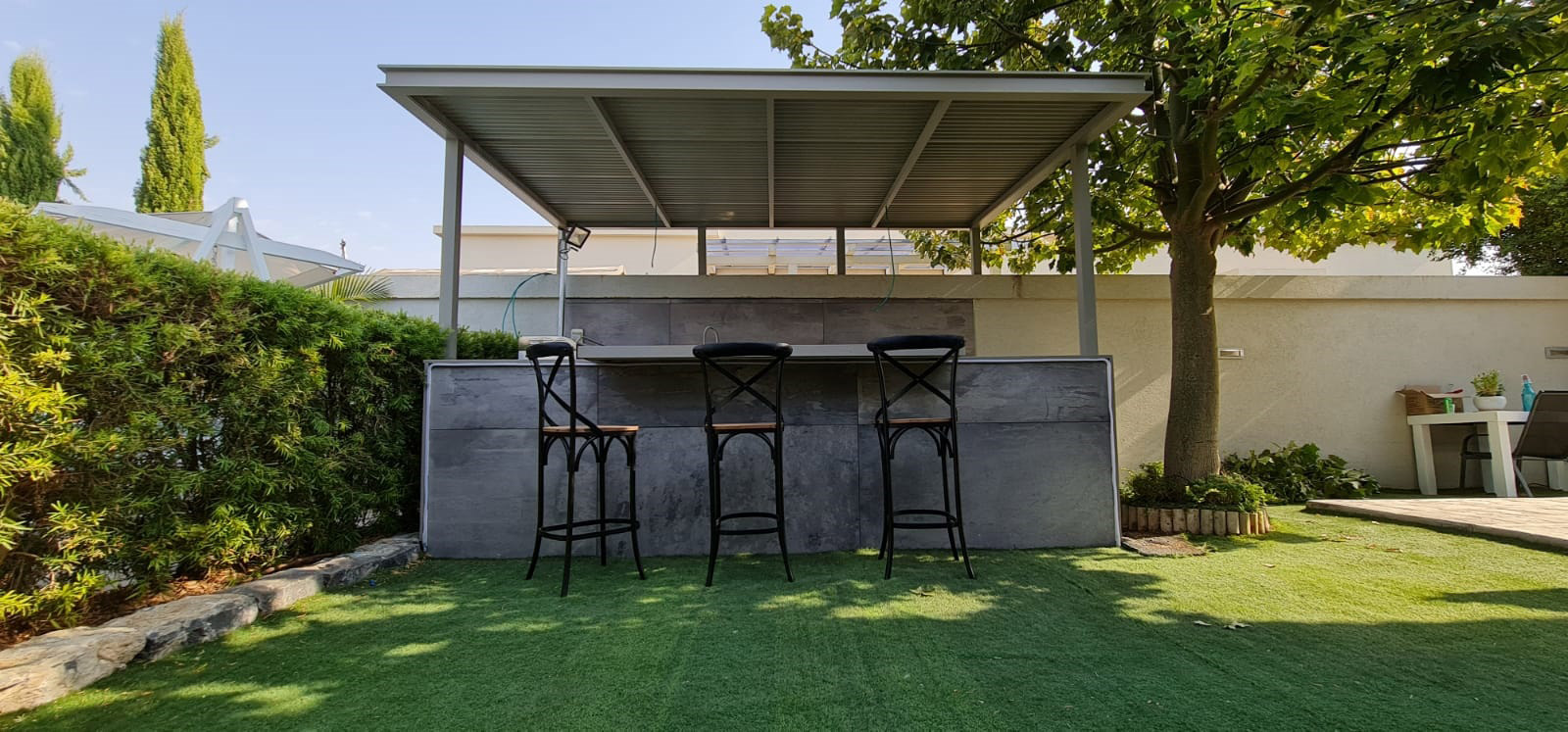 Read more about the article Aluminum Pergolas- Ultimate Shading